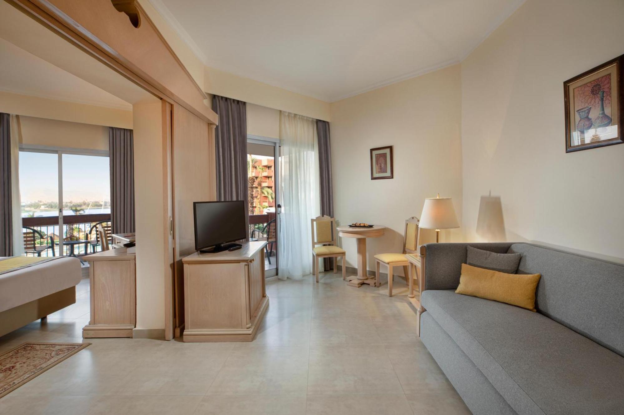 Pyramisa Hotel Luxor Ngoại thất bức ảnh