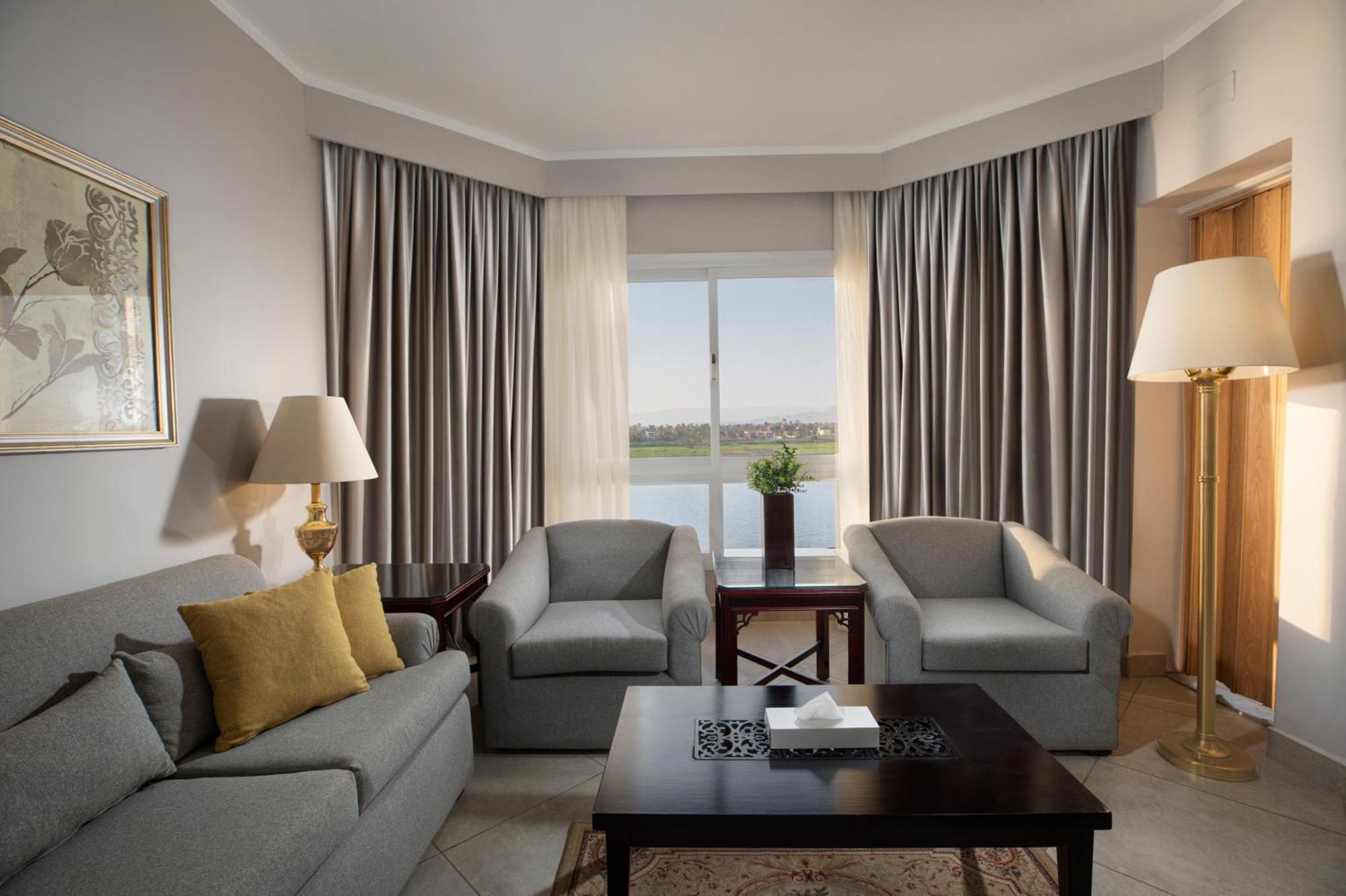 Pyramisa Hotel Luxor Ngoại thất bức ảnh