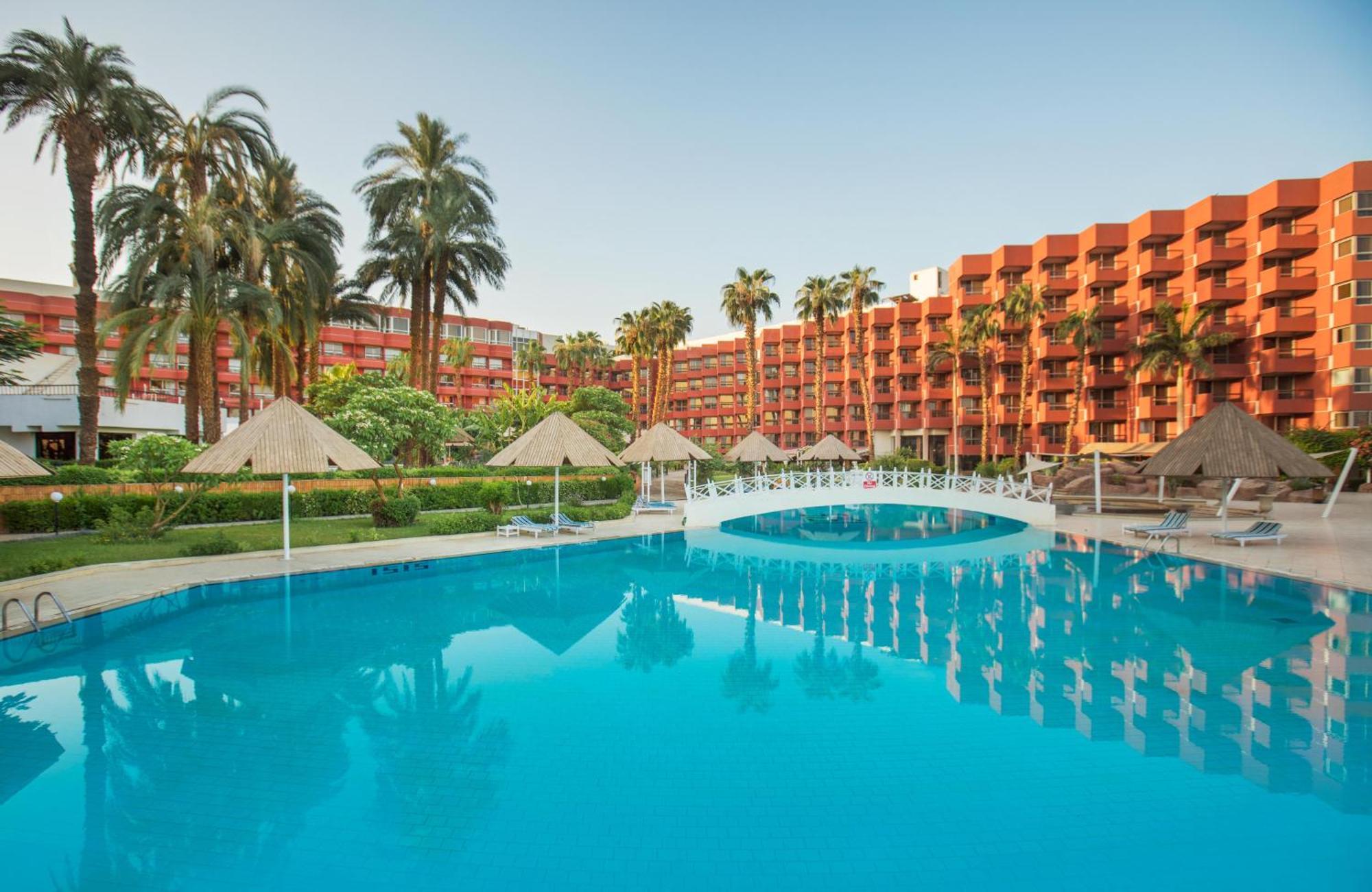 Pyramisa Hotel Luxor Ngoại thất bức ảnh