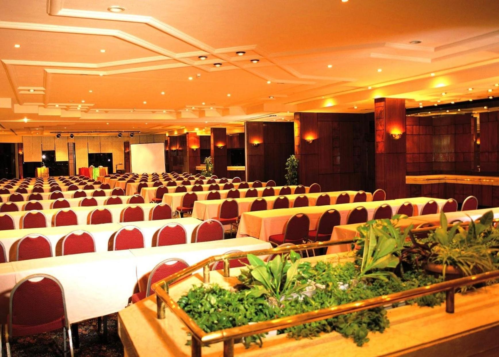 Pyramisa Hotel Luxor Ngoại thất bức ảnh
