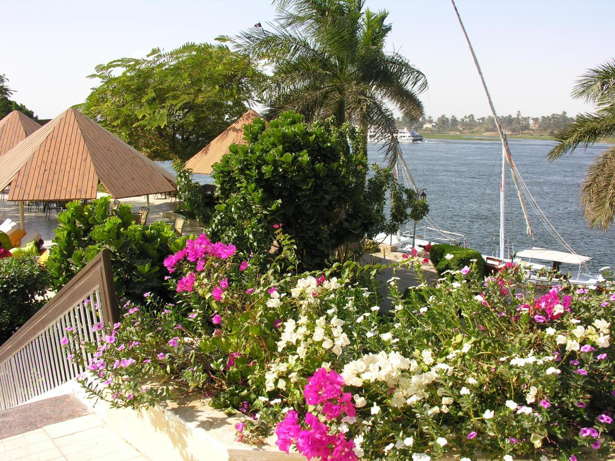 Pyramisa Hotel Luxor Ngoại thất bức ảnh